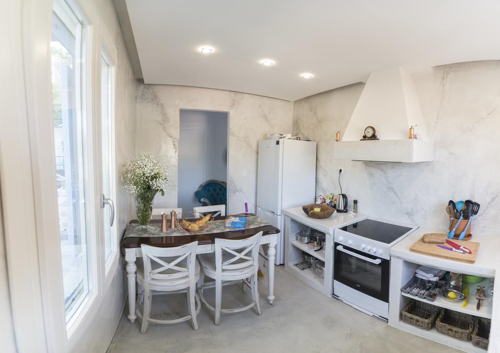 Bay View House *